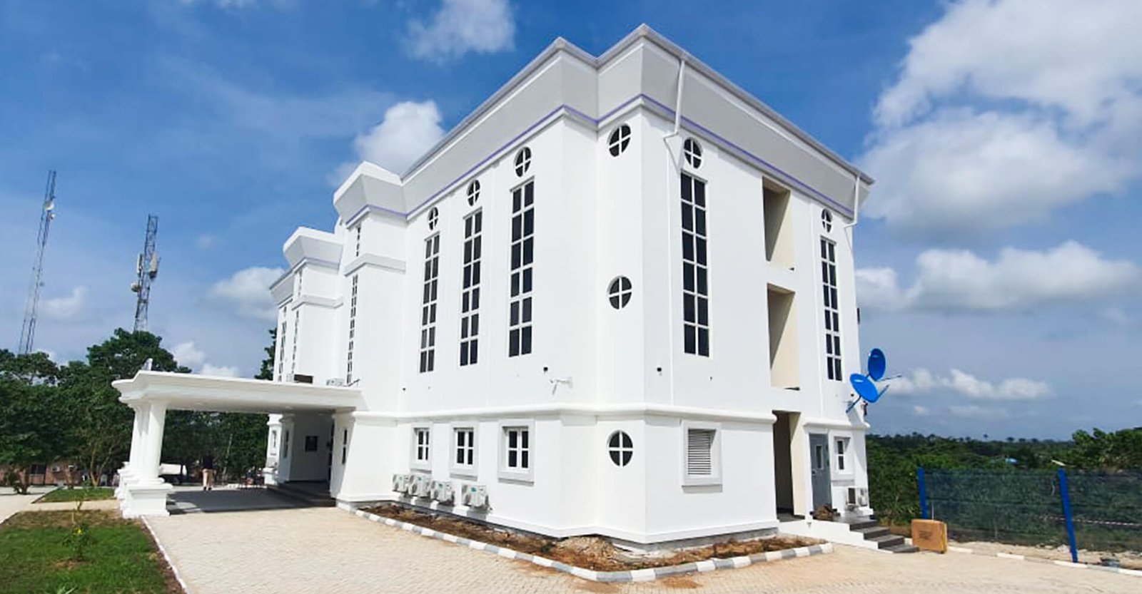 Foursquare admin. building, Ajebo camp